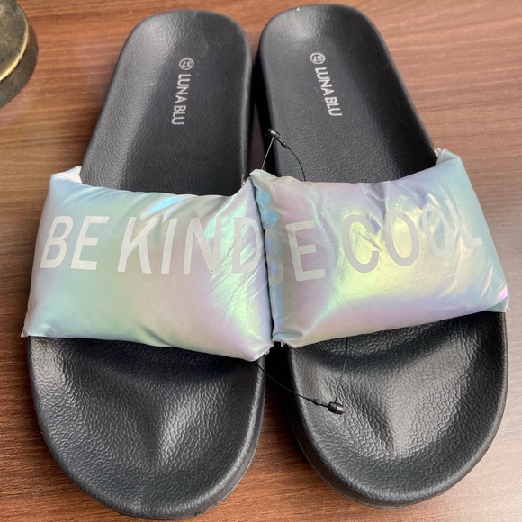 Luna Blu Blue Holographic Design Slides - Picture 5 of 5